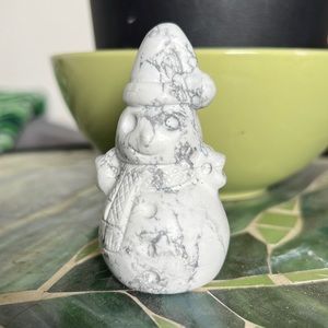 Howlite Snowman